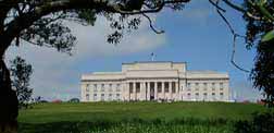 The Auckland museum in the Domain